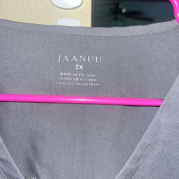 Jaanuu Charcoal Short Sleeve Men's Tee - Picture 2 of 4